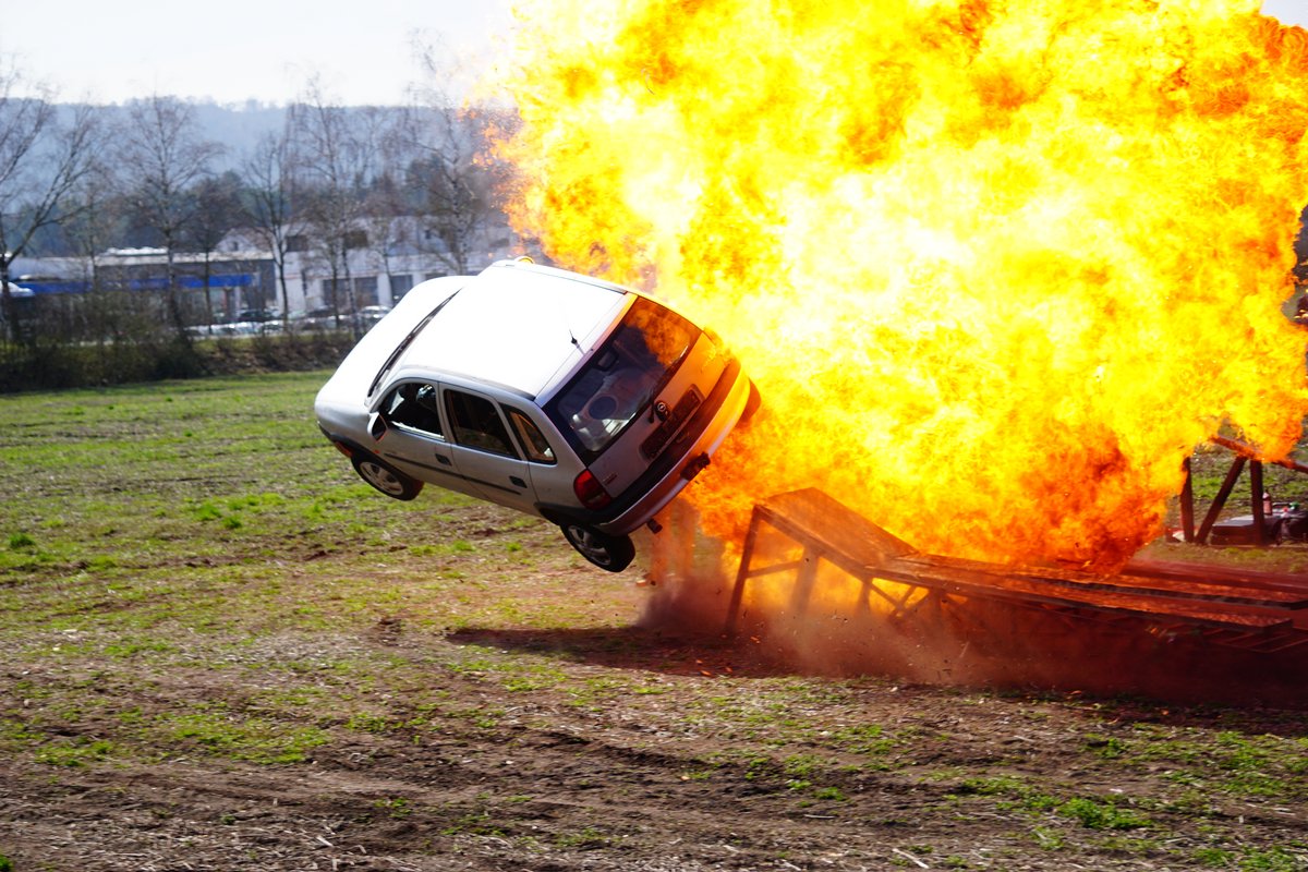 Flammen-Inferno bei der Stuntshow Stunt Team Germany / Foto: © Sascha Wünsch