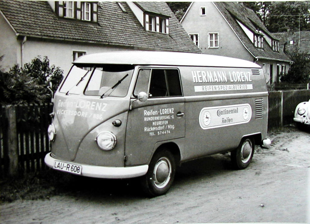 Der erste Reifen Lorenz Bus, damals stationiert in Rückersdorf